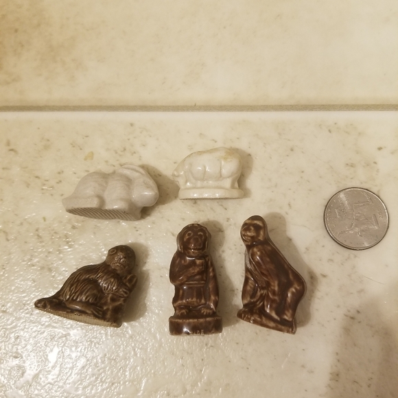 Lot of 20 Wade England read rose tea figures animals clown cannon has chips - Picture 9 of 10